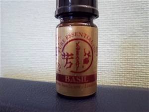 basil essential oil
